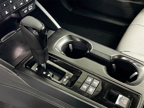 New 2026 Subaru Outback Limited XT image 15