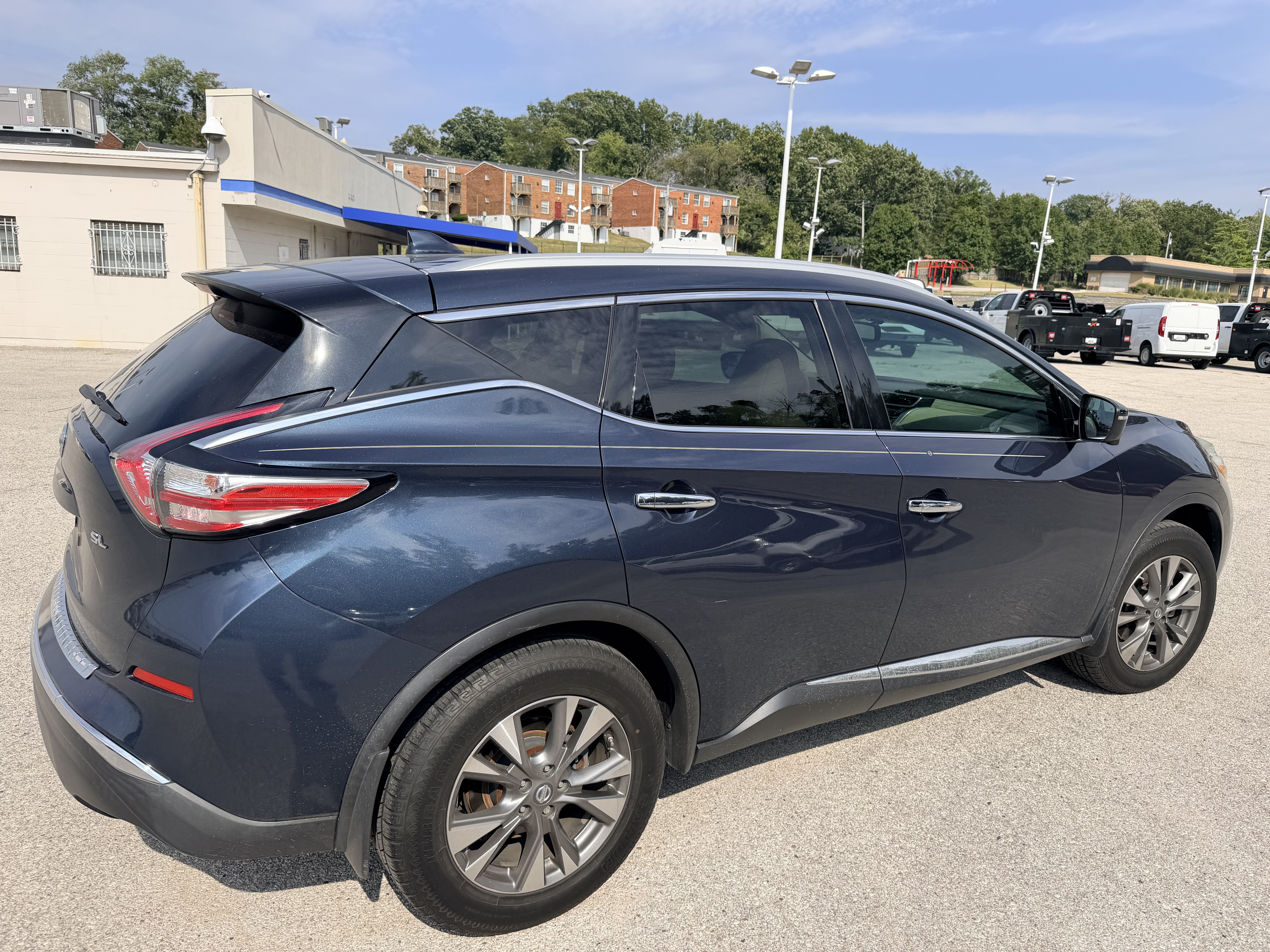Used 2017 Nissan Murano SL w/ SL Technology Package FWD image 7