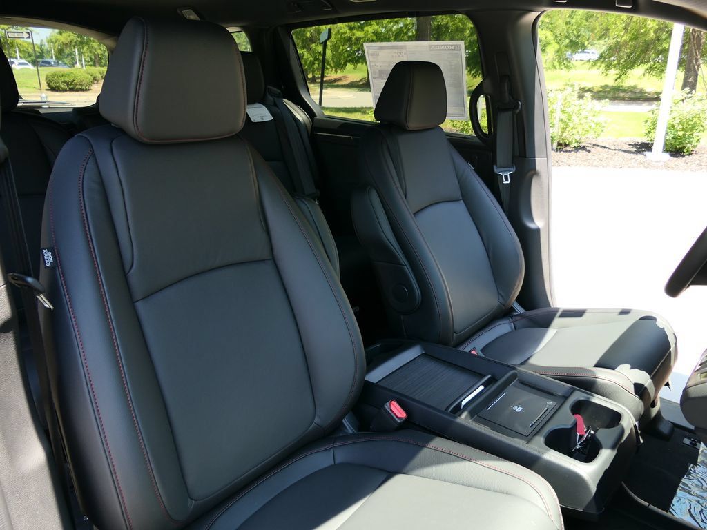 New 2026 Honda Odyssey Sport-L image 35