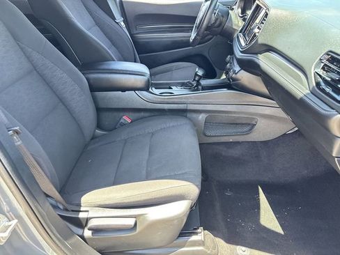 Used 2022 Dodge Durango GT w/ Blacktop Package AWD/4WD image 11
