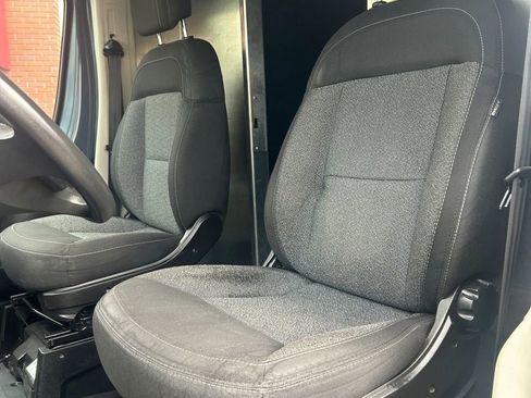Used 2019 RAM ProMaster 2500 image 12