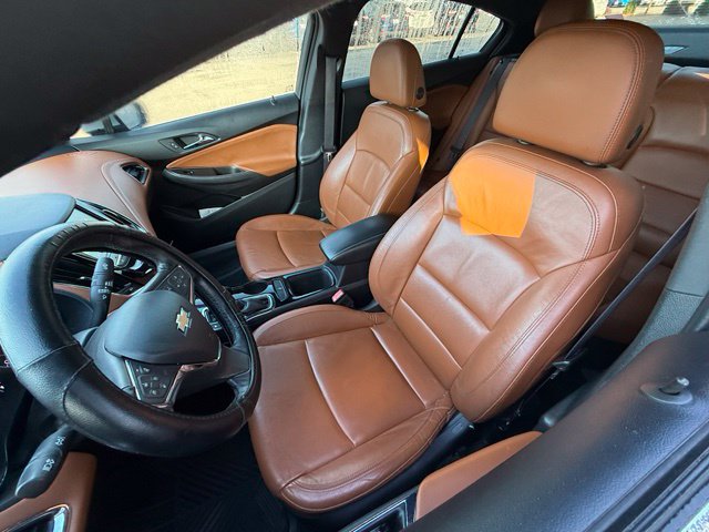 Used 2017 Chevrolet Cruze Premier FWD image 4