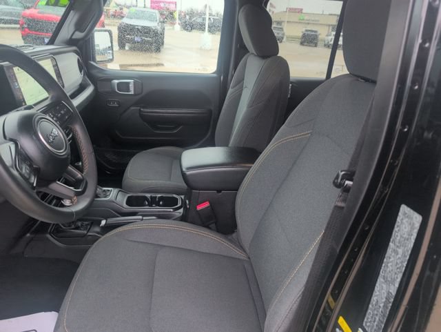 Used 2024 Jeep Wrangler Unlimited Sport AWD/4WD image 10