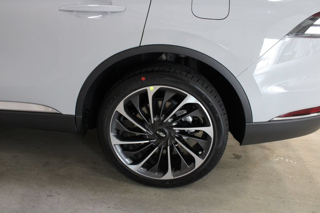 New 2027 Lincoln Aviator Reserve AWD/4WD image 29
