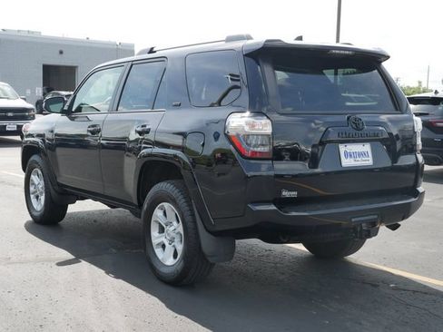 Used 2020 Toyota 4Runner SR5 Premium w/ Moonroof Package AWD/4WD image 3