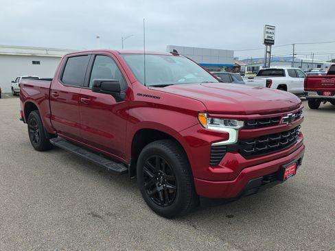 Used 2024 Chevrolet Silverado 1500 RST w/ Protection Package AWD/4WD image 2