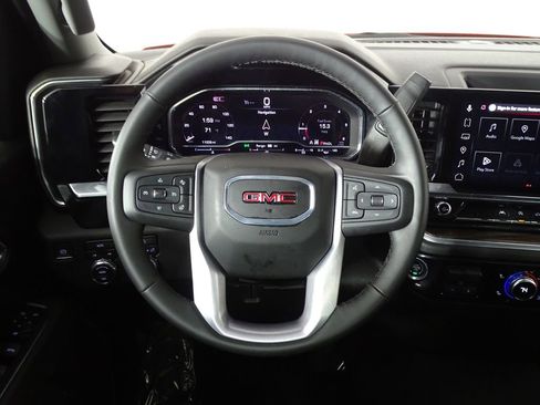 Used 2025 GMC Sierra 1500 Elevation image 25