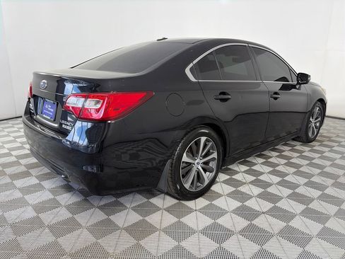 Used 2017 Subaru Legacy 2.5i Limited AWD/4WD image 7