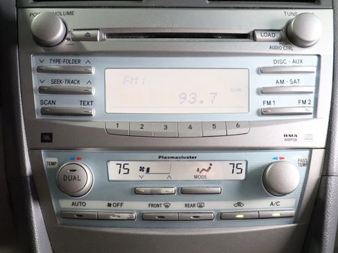 Used 2009 Toyota Camry Hybrid Sedan 4D image 20