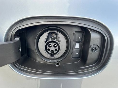 Used 2026 Porsche Cayenne E-Hybrid AWD/4WD image 45
