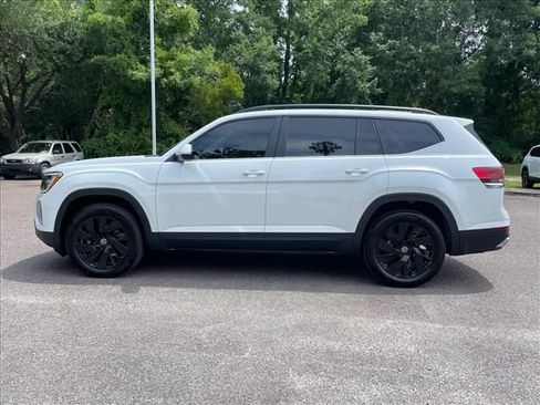 Certified 2026 Volkswagen Atlas SE w/ Panoramic Sunroof Package FWD image 28