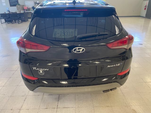 Used 2017 Hyundai Tucson Sport FWD image 7