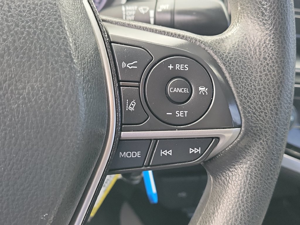 Certified 2022 Toyota Camry LE FWD image 10