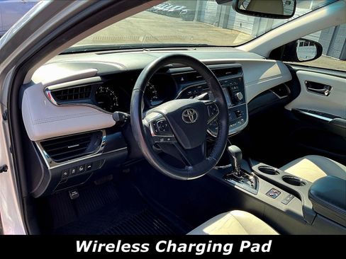 Used 2018 Toyota Avalon XLE Premium w/ All Weather Liner Package FWD image 4