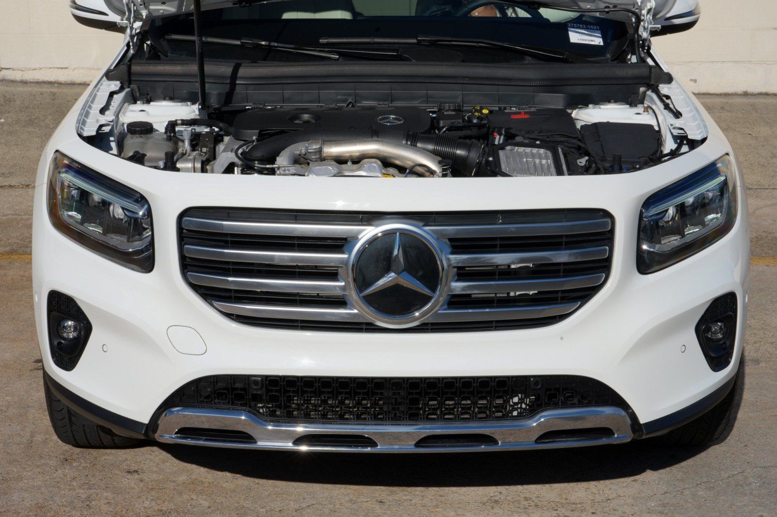 Used 2024 Mercedes-Benz GLB 250 w/ Exclusive Package image 7