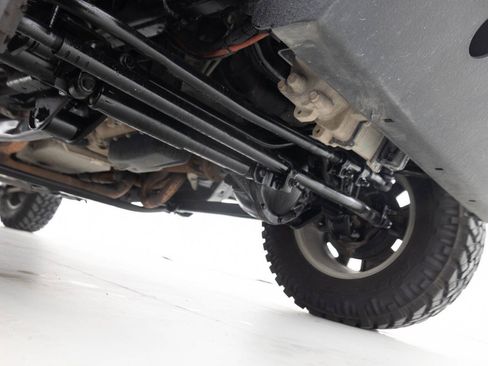 Used 2012 Jeep Wrangler Unlimited Rubicon w/ Connectivity Group AWD/4WD image 22