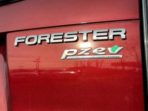 Used 2012 Subaru Forester 2.5X Premium w/ Popular Pkg 3 image 17