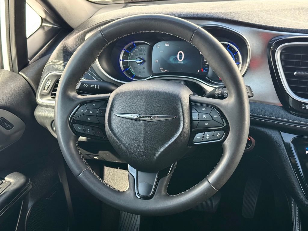 Used 2022 Chrysler Pacifica Limited w/ S Appearance Package FWD image 31