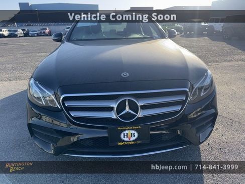 Used 2018 Mercedes-Benz E 300 E 300 image 2