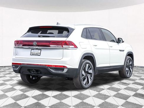 New 2026 Volkswagen Atlas Cross Sport SE FWD image 15
