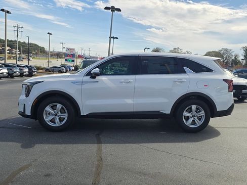 New 2026 Kia Sorento LX image 6