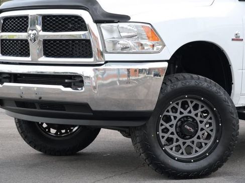 Used 2018 RAM 2500 Tradesman w/ Chrome Appearance Group AWD/4WD image 8