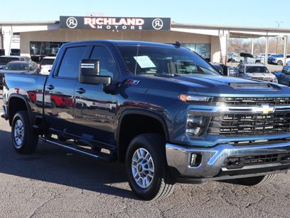 Used 2025 Chevrolet Silverado 2500 LT w/ Convenience Package