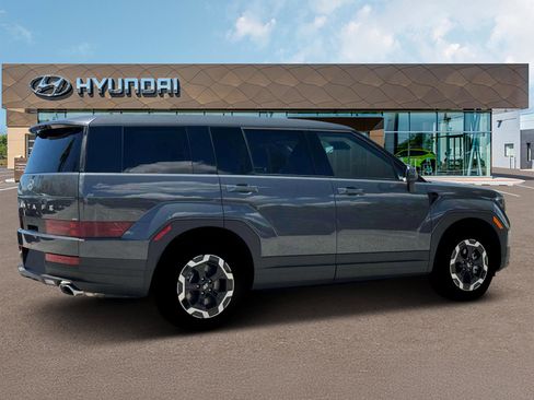 New 2026 Hyundai Santa Fe SE image 7
