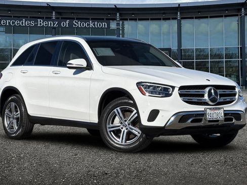 Certified 2022 Mercedes-Benz GLC 300 w/ Premium Package Lite image 2