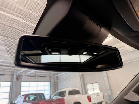 Used 2024 GMC Yukon AT4 w/ Technology Package image 46