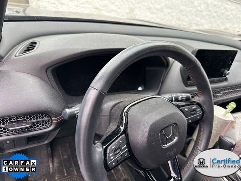 Certified 2025 Honda HR-V Sport image 8