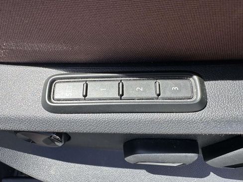 Used 2022 Volkswagen Atlas SEL AWD/4WD image 23