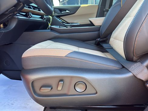 New 2026 Chevrolet Equinox ACTIV w/ Safety and Technology Package image 12