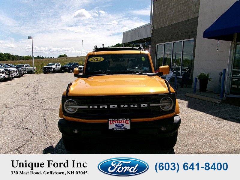 Used 2021 Ford Bronco Outer Banks AWD/4WD image 3