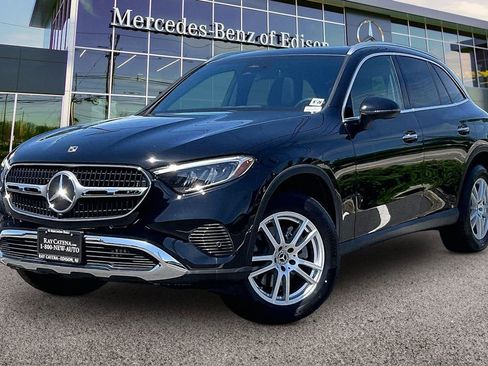 Certified 2023 Mercedes-Benz GLC 300 4MATIC image 9