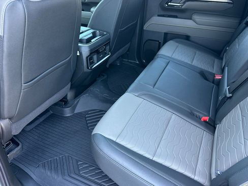 New 2026 Chevrolet Silverado 2500 ZR2 w/ ZR2 Bison Edition AWD/4WD image 12