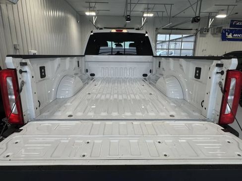 Used 2024 Ford F350 XLT w/ FX4 Off-Road Package AWD/4WD image 36