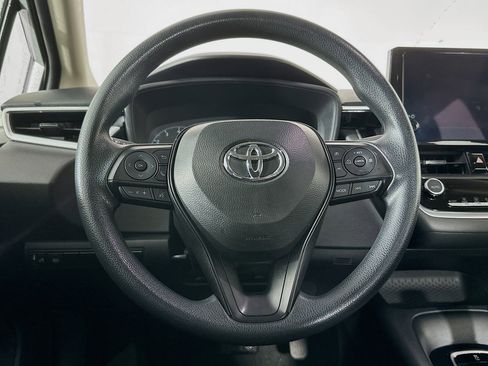 Used 2024 Toyota Corolla LE image 17