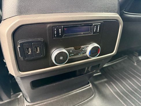 Used 2020 Ford Expedition Max XLT w/ Equipment Group 201A image 14