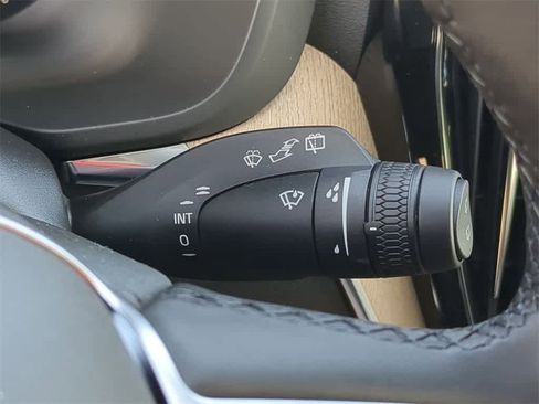 New 2026 Volvo XC60 B5 Plus w/ Protection Package Premier image 24