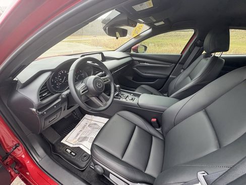 Used 2023 MAZDA MAZDA3 s image 33