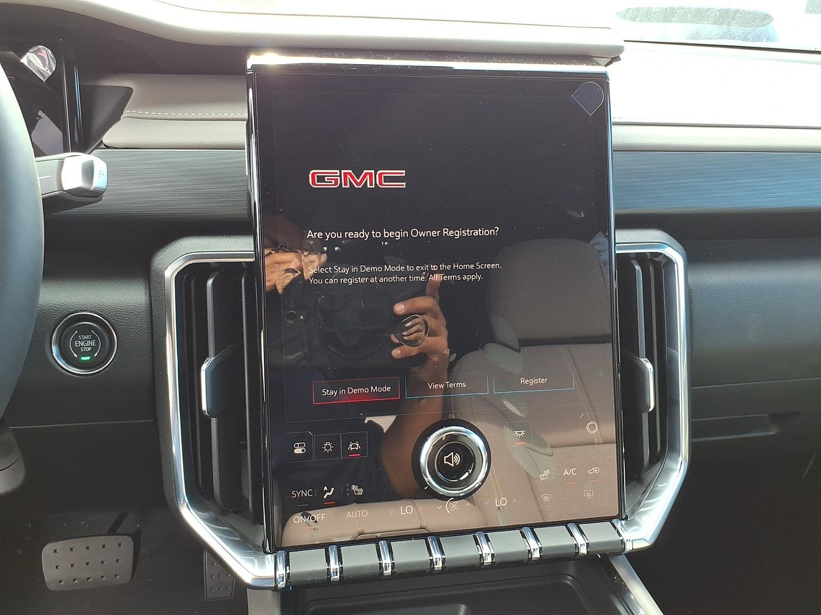 New 2027 GMC Acadia Elevation w/ LPO, Floor Liner Package AWD/4WD image 20