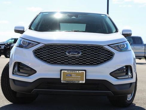 Certified 2023 Ford Edge SEL w/ Convenience Package AWD/4WD image 2