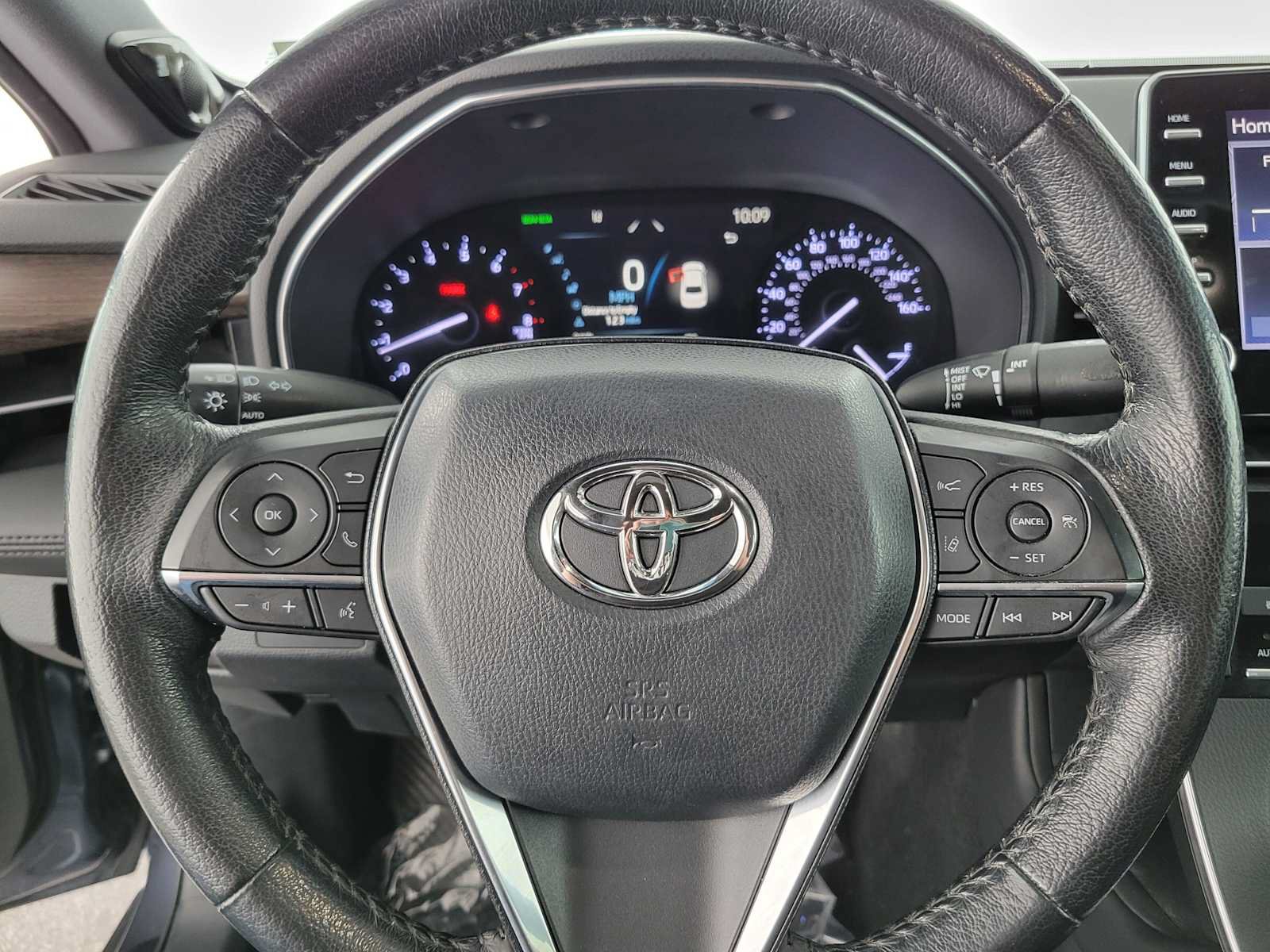 Used 2020 Toyota Avalon XLE w/ Carpet Mat Package FWD image 22