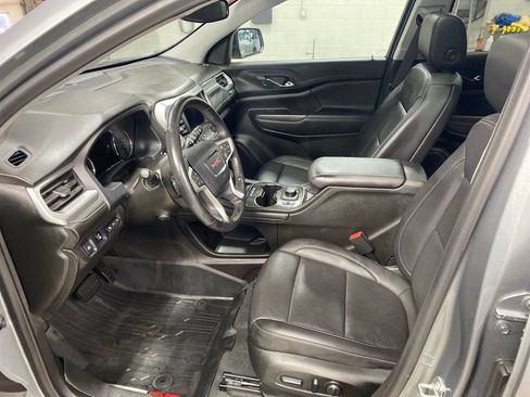 Used 2023 GMC Acadia SLT w/ Elevation Edition AWD/4WD image 37