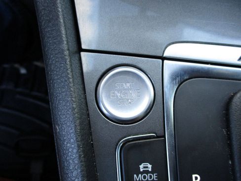 Used 2017 Volkswagen Golf Alltrack SE image 24