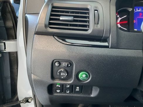 Certified 2024 Honda Passport Black Edition image 9