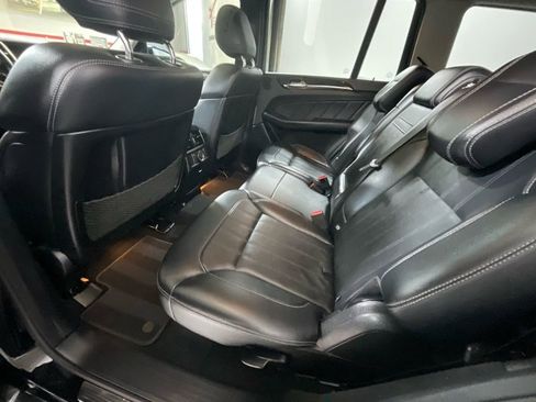 Used 2016 Mercedes-Benz GL 450 4MATIC image 17