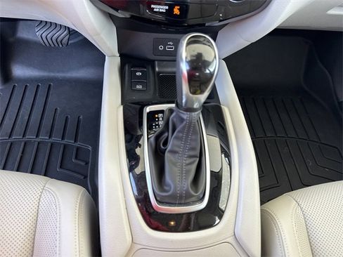 Used 2022 Nissan Rogue Sport SL w/ Premium Package image 26