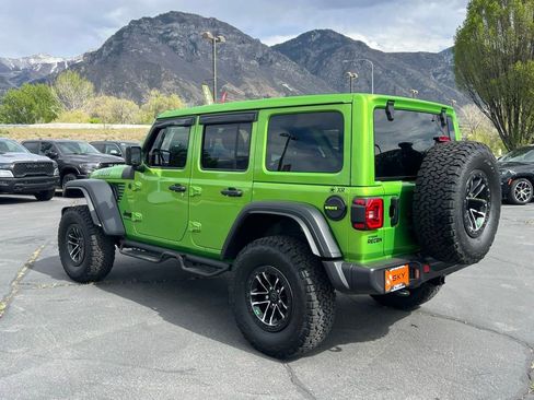 Used 2025 Jeep Wrangler Willys image 14